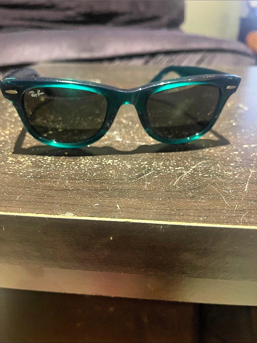 Ray-Ban Original Wayfarer Classic Sunglasses Green & Black Good